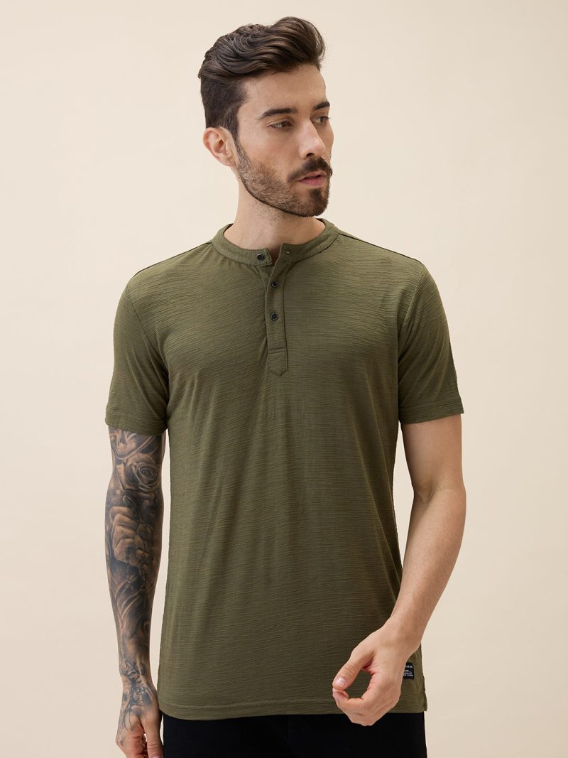 Status Quo Men'S Solid Henley Neck Half Sleeves Regular Fit Tshirt