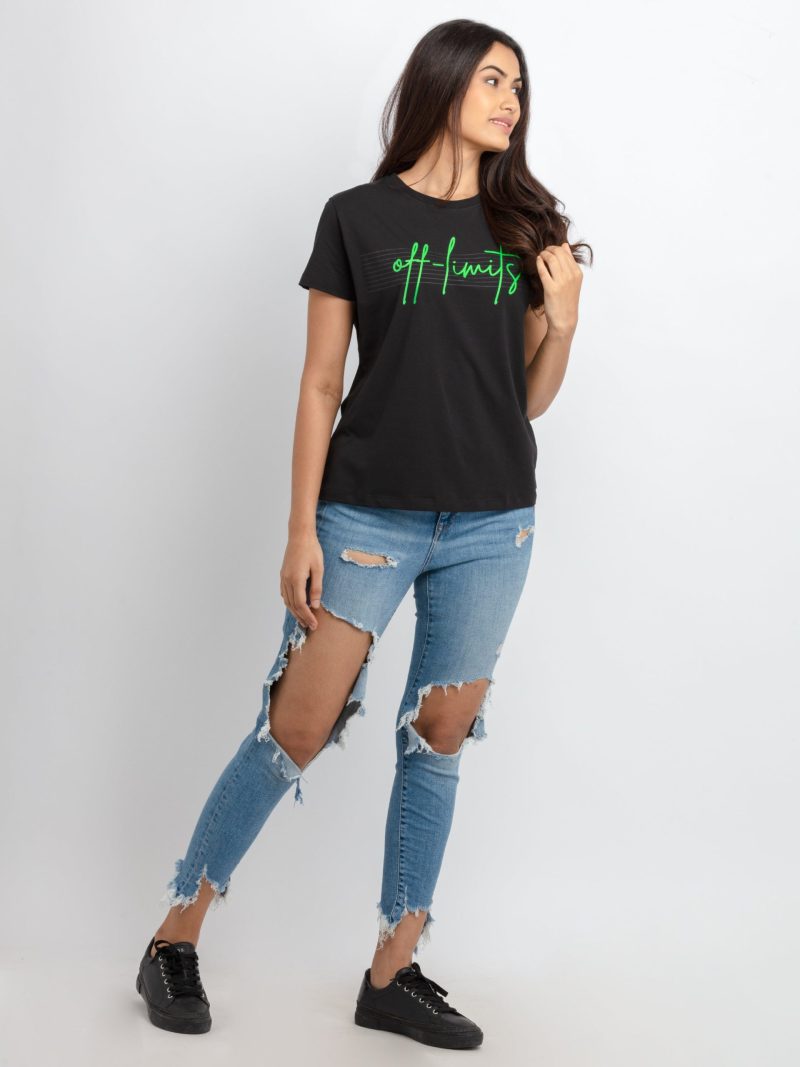 Status Quo Women'S Printed Round Neck T-Shirt