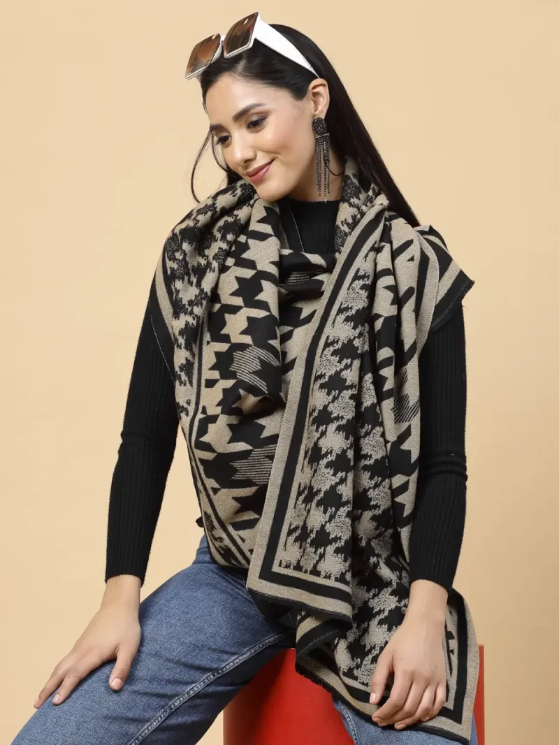 Geometric Printed Stole