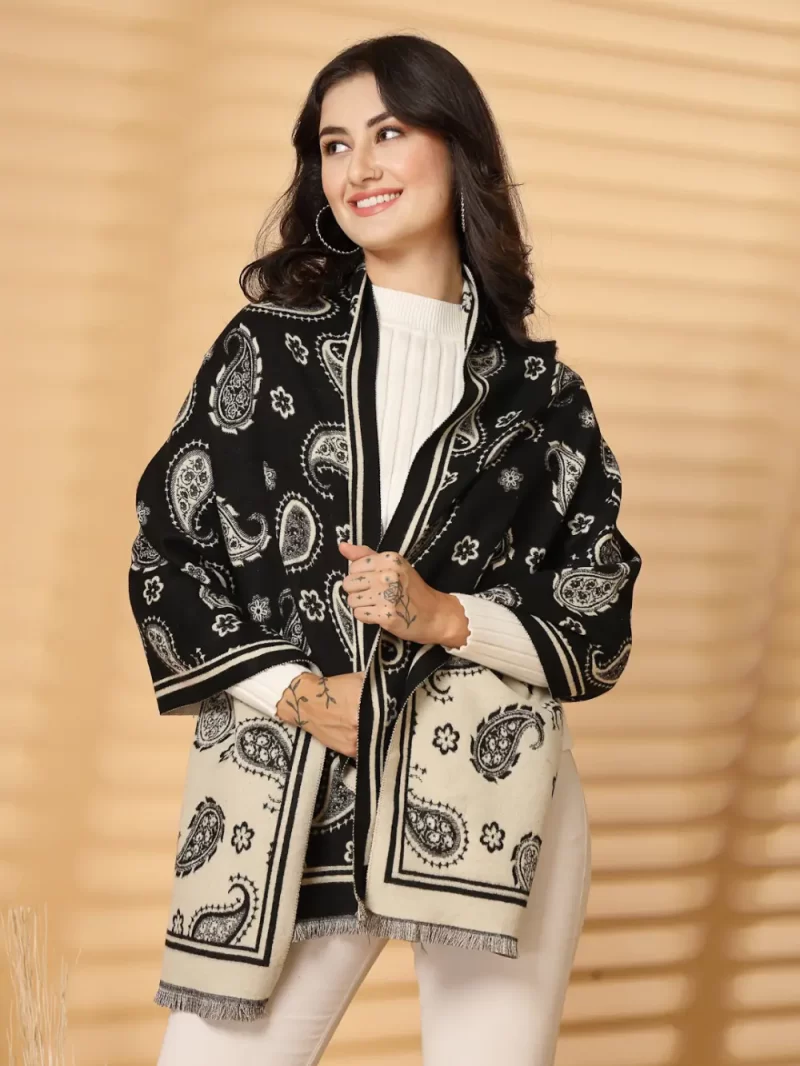 Women Paisley Printed Stole With Frayed Border