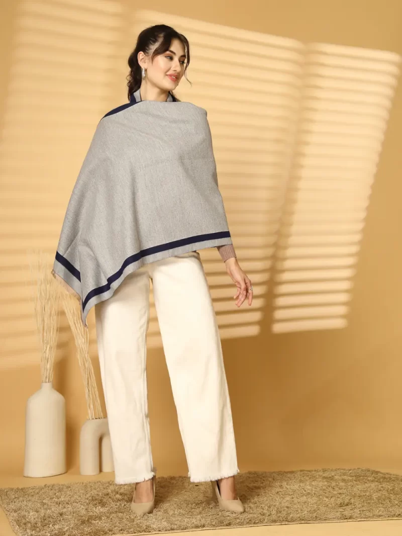Women Solid Stole