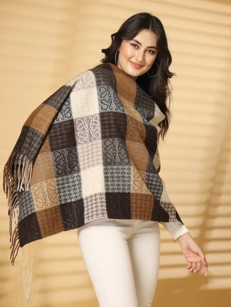 Women Checked Woollen Shawl