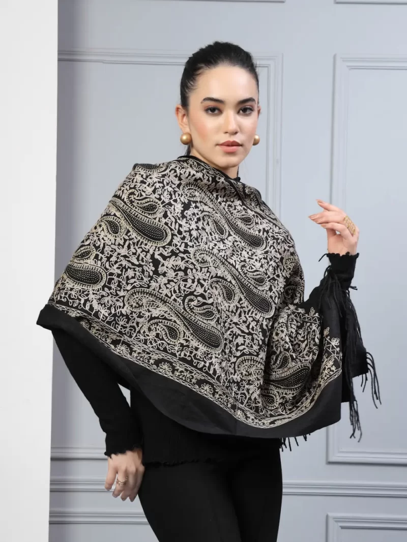 Women Paisley Embroidered Stole With Fringed Border