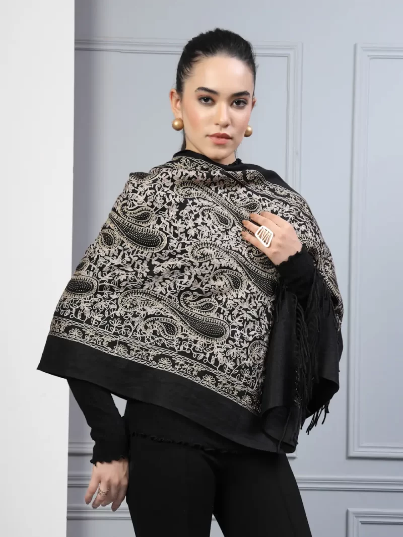 Women Paisley Embroidered Stole With Fringed Border