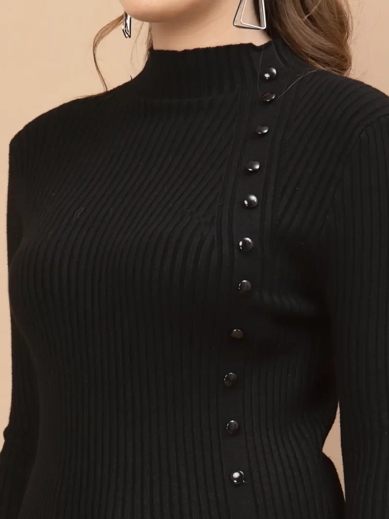 Ribbed High Neck Pullover