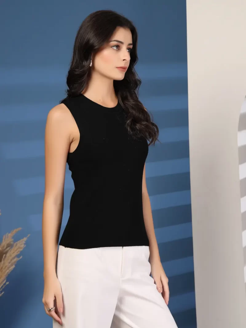 Women Ribbed Round Neck Fitted Casual Top