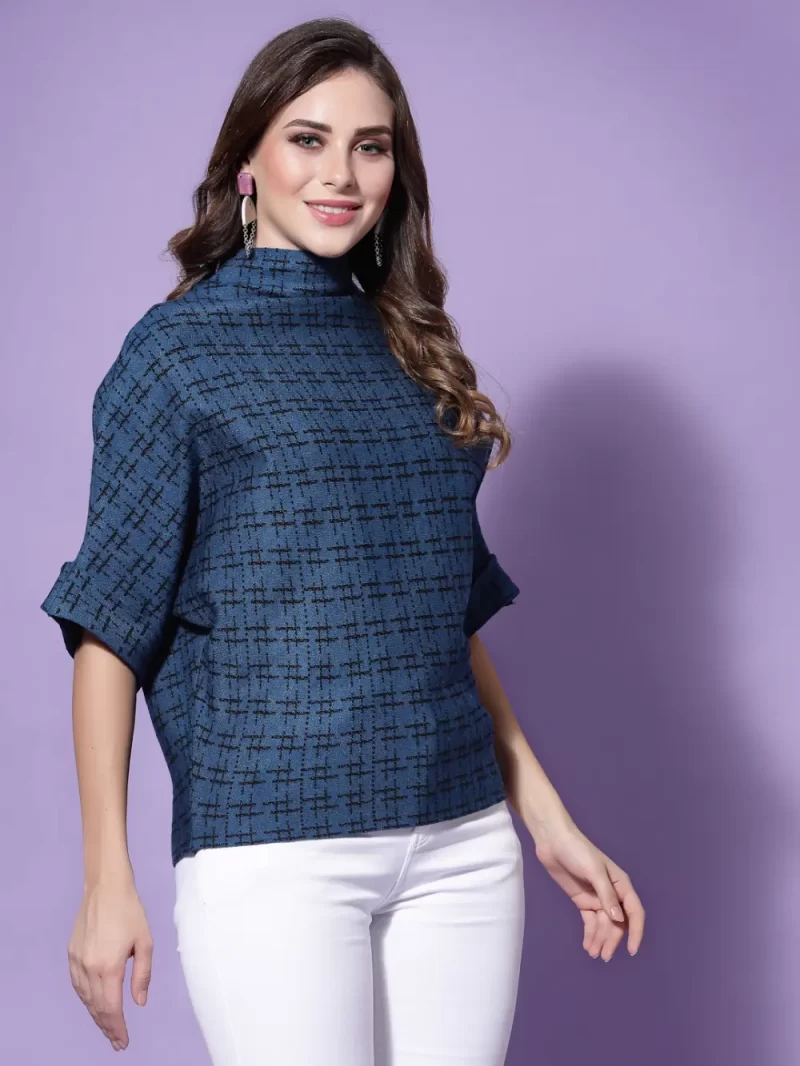 Women Blue & Black Pullover