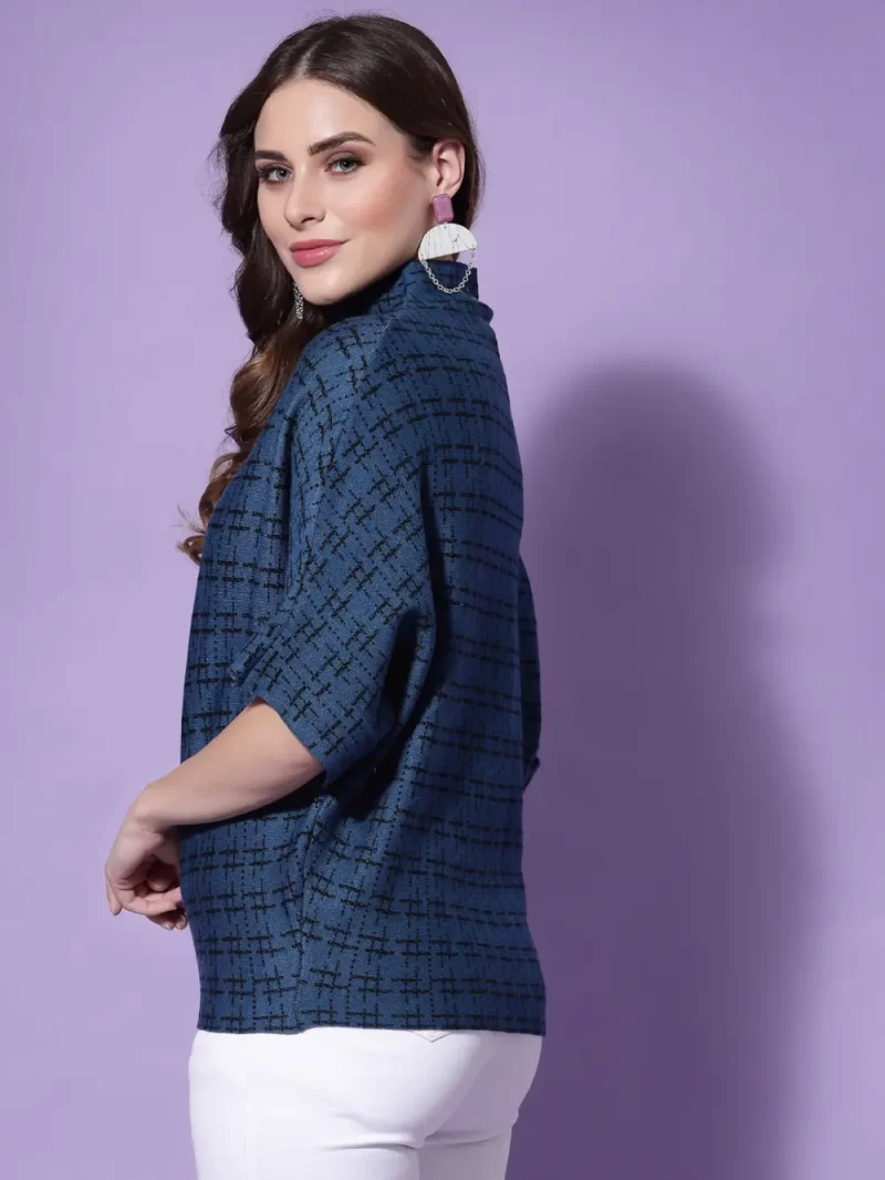 Women Blue & Black Pullover