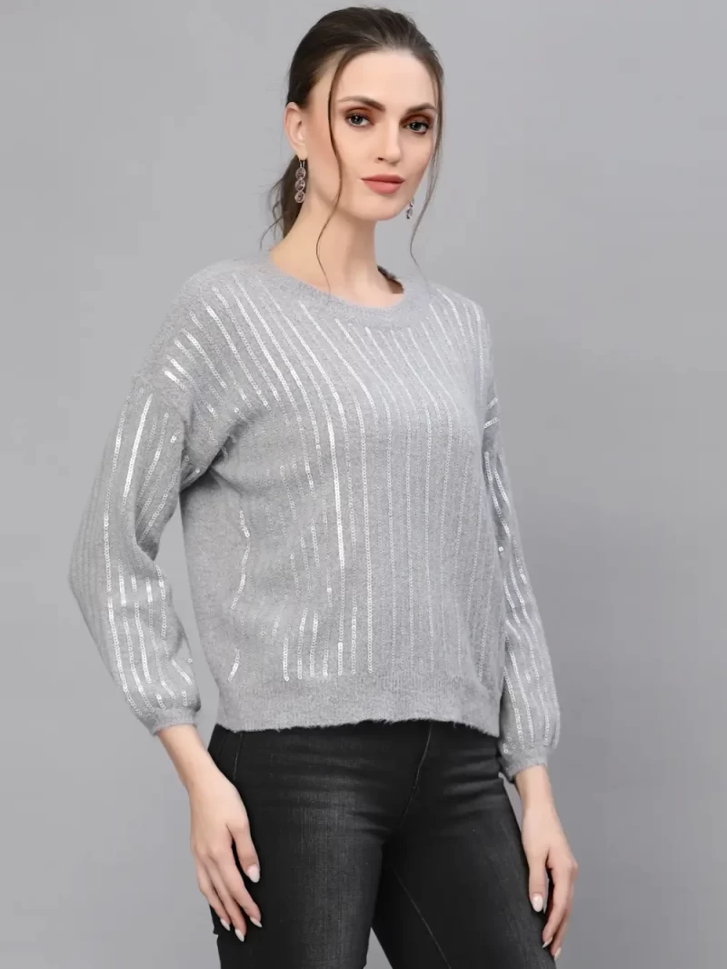 Women Embellished Round Neck Top