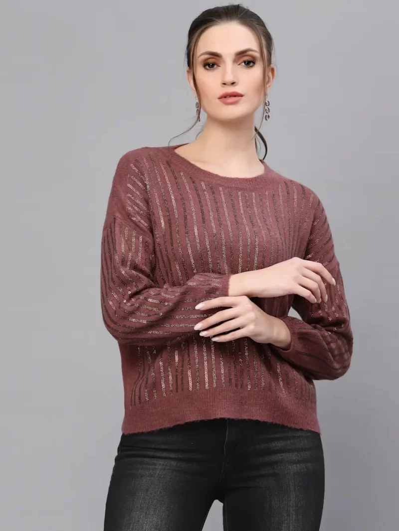 Women Embellished Round Neck Top