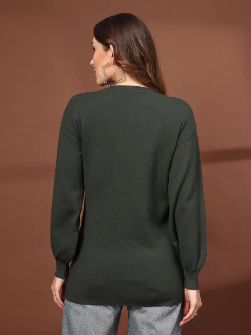 Women Embellished Round Neck Top