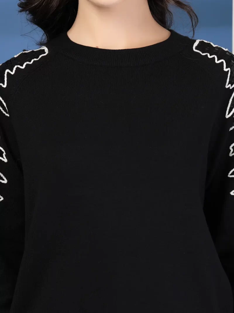 Women Round Neck Embroidered Top