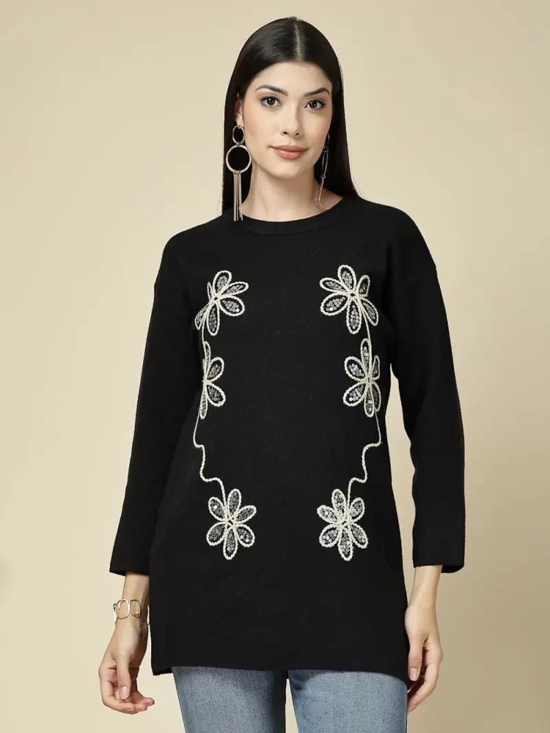 Women Embroidered Round Neck Top
