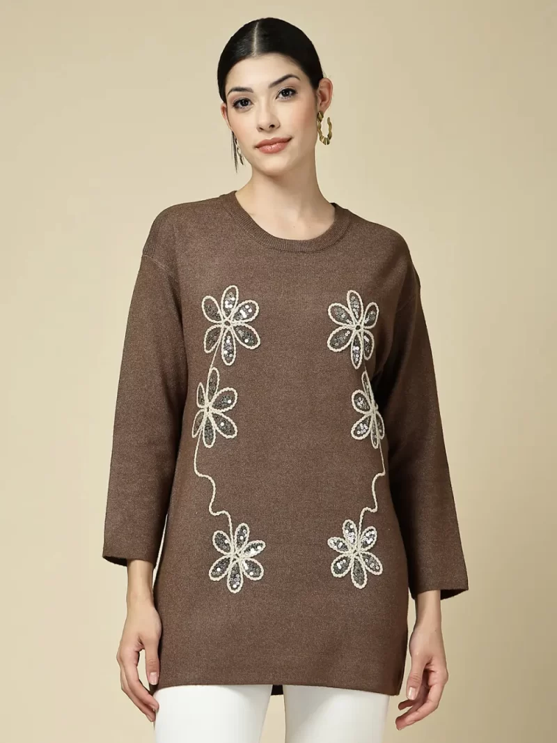 Women Embroidered Round Neck Top
