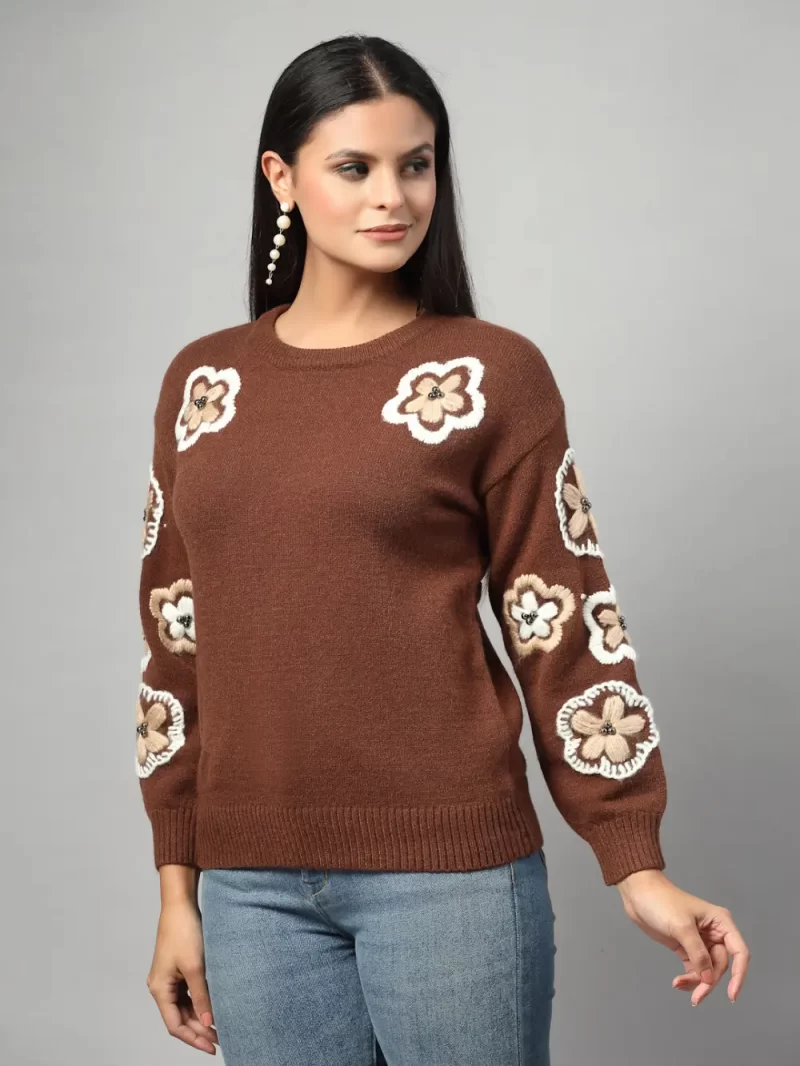 Women Embroidered Round Neck Top