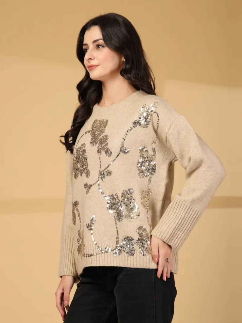 Women Embellished Top