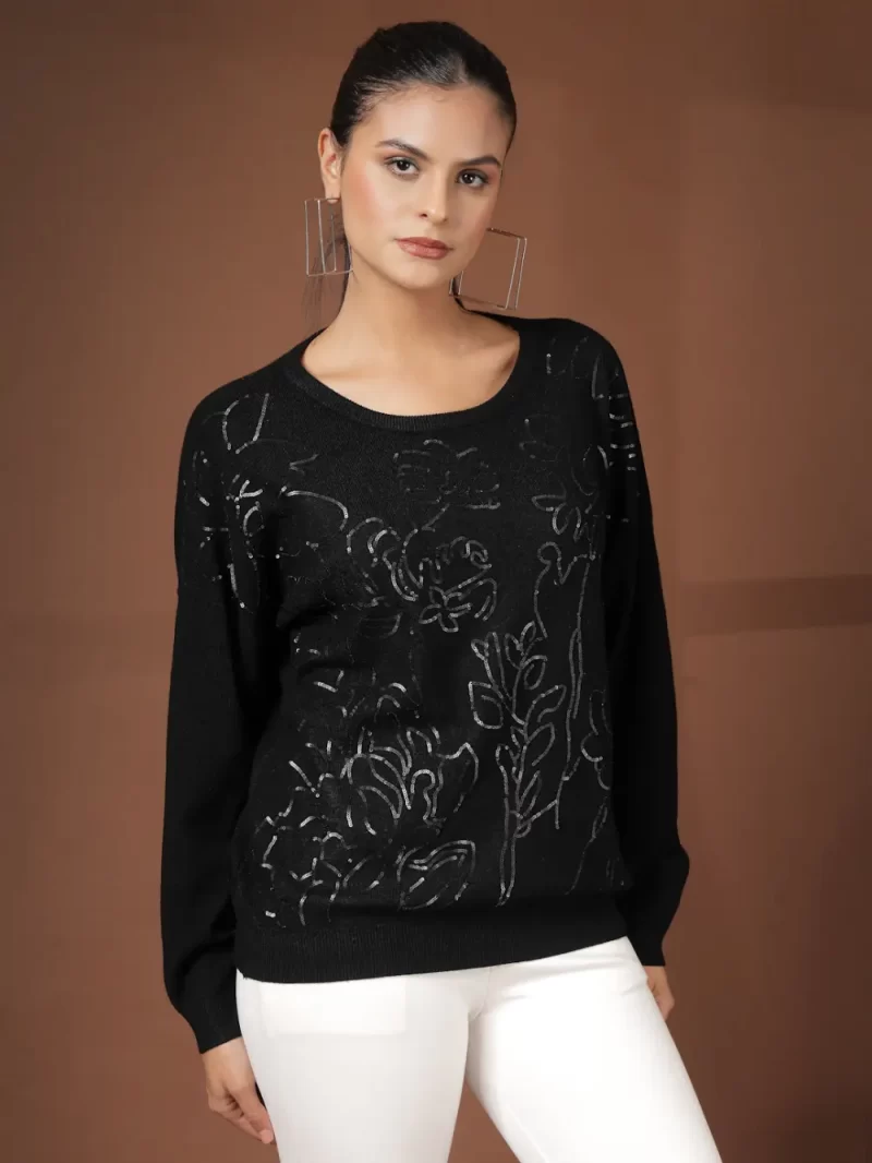 Women Embellished Round Neck Top