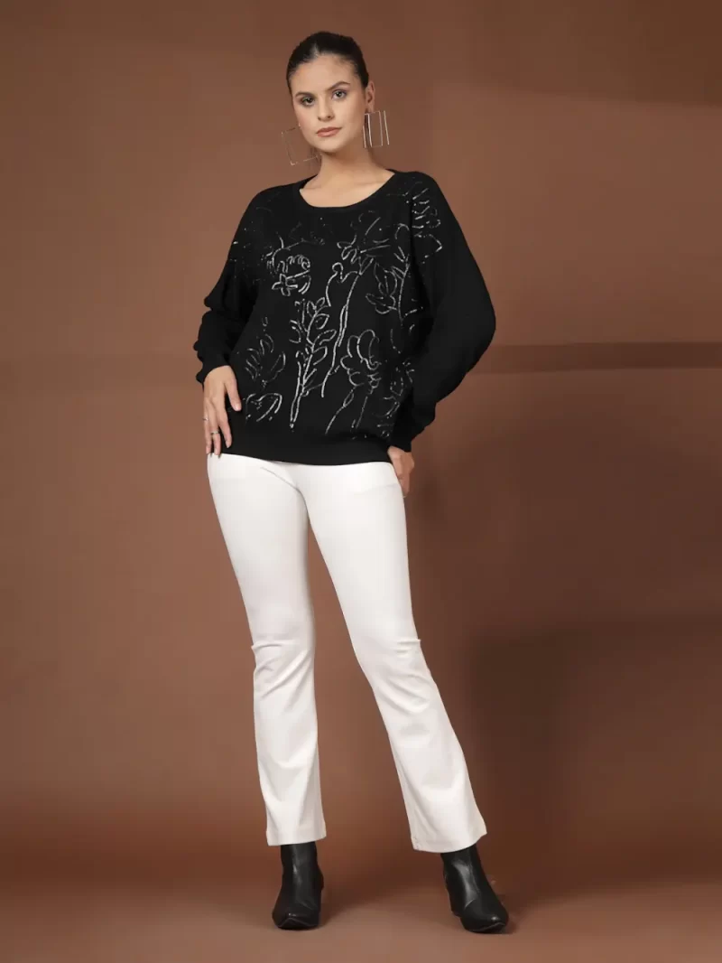 Women Embellished Round Neck Top