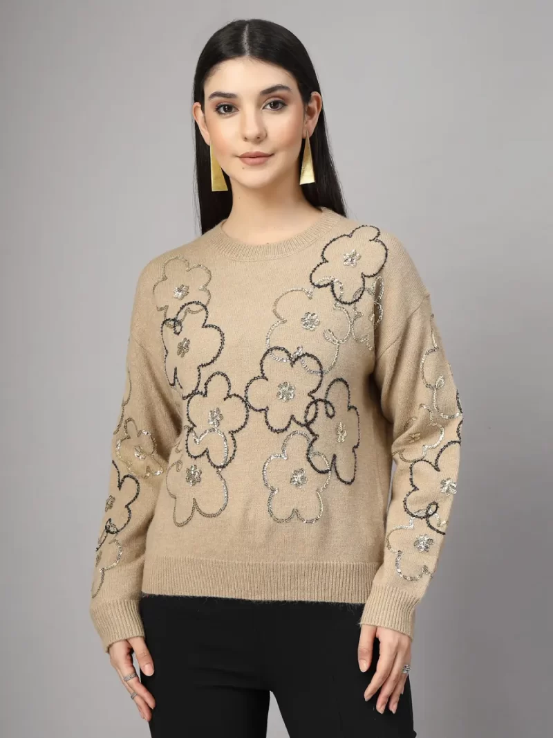 Women Embellished Round Neck Top
