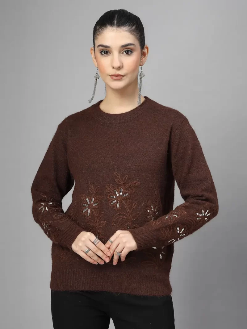 Women Embroidered Round Neck Top