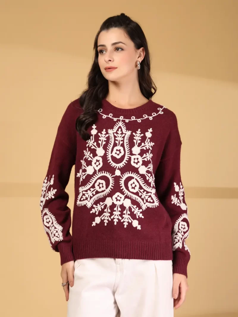 Women Embroidered Ethnic Motifs Round Neck Top