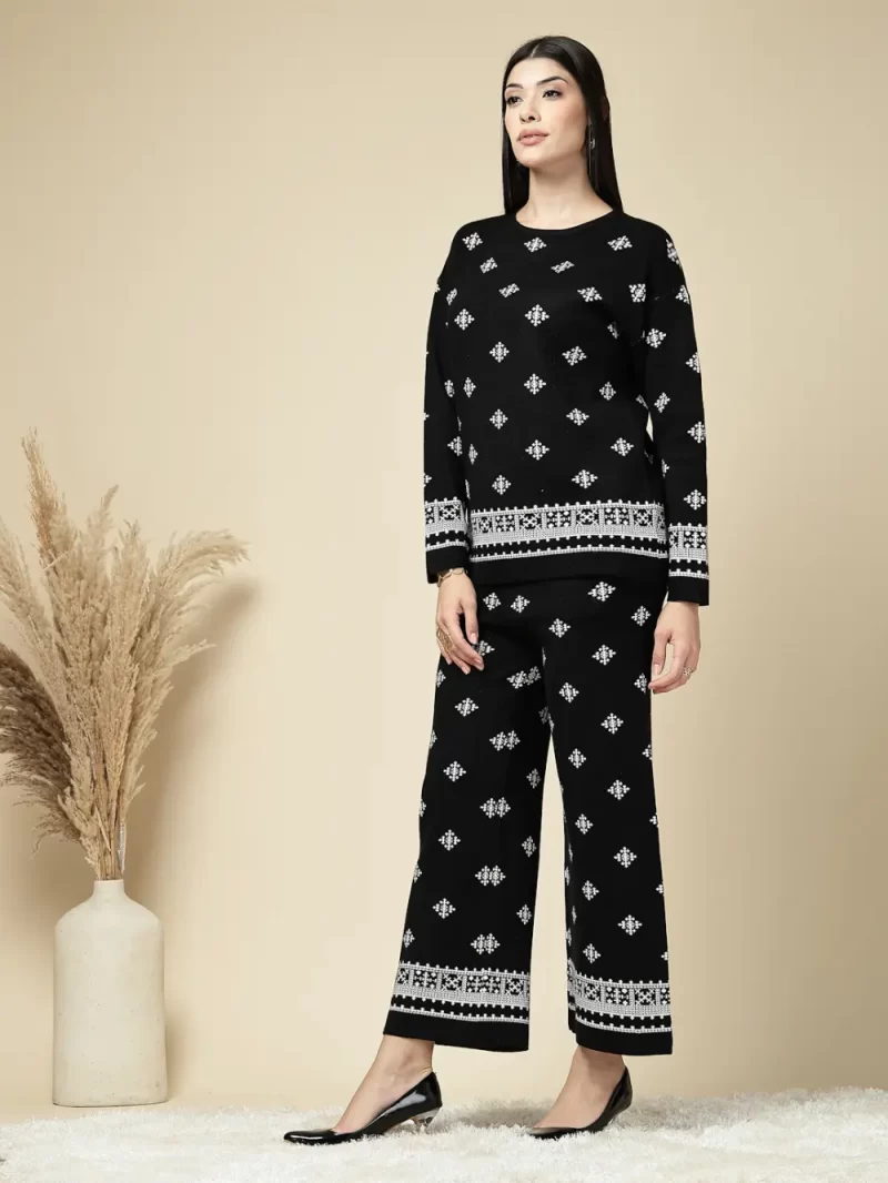 Women Ethnic Motif Knitted Co-Ord Set