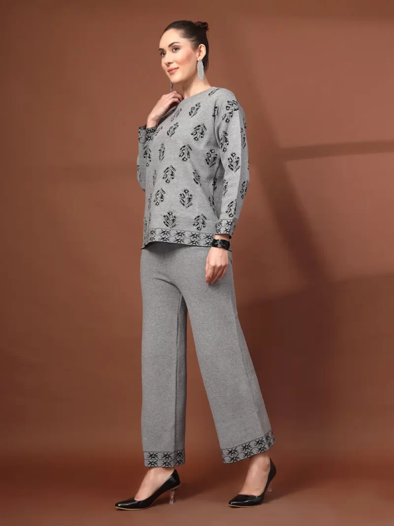 Womenco-Ord Set With Black Ethnic Motifs And Embroidered Borders