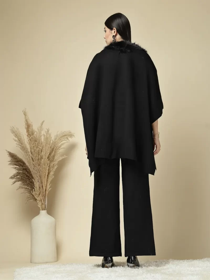 Women Co-Ord Set With Faux Fur
Description: