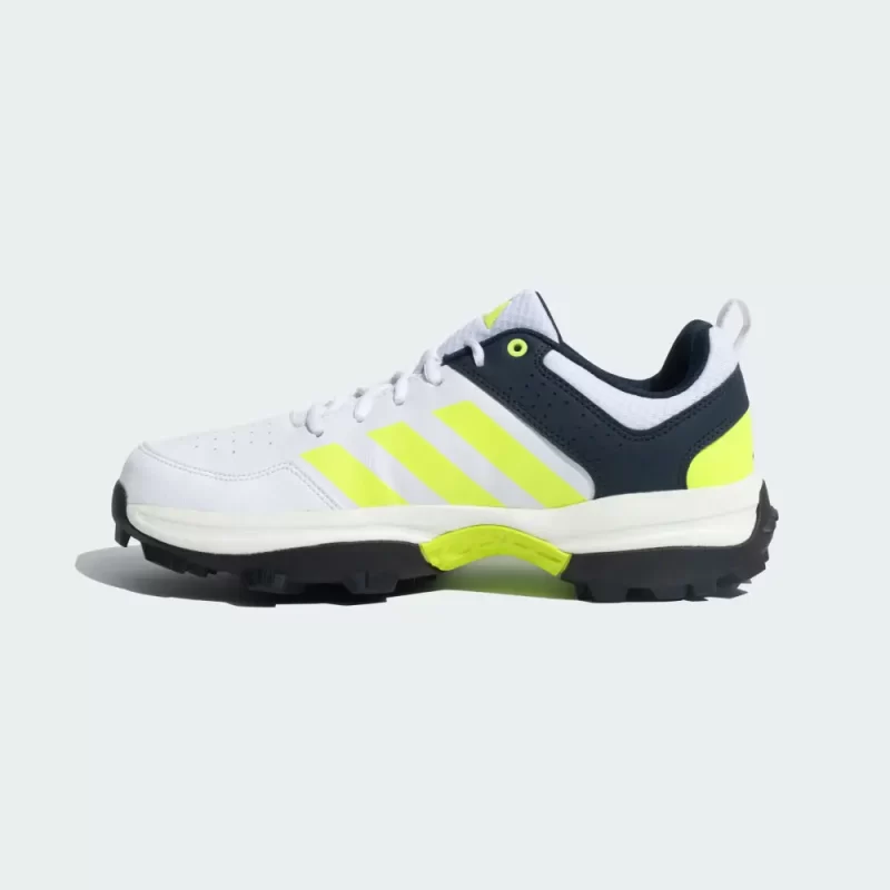 Crinu 24 Cricket Shoes