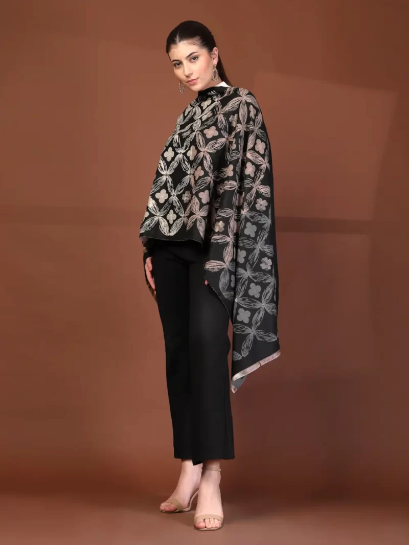 Mafadeny Women Soft And Floral Printed Stole
Women Self Design Winter Stoll