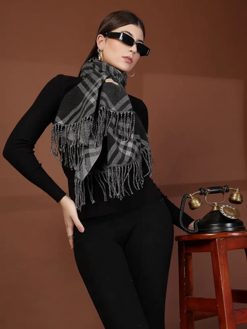 Mafadeny Women Checked Woolen Stole With Tassels Border