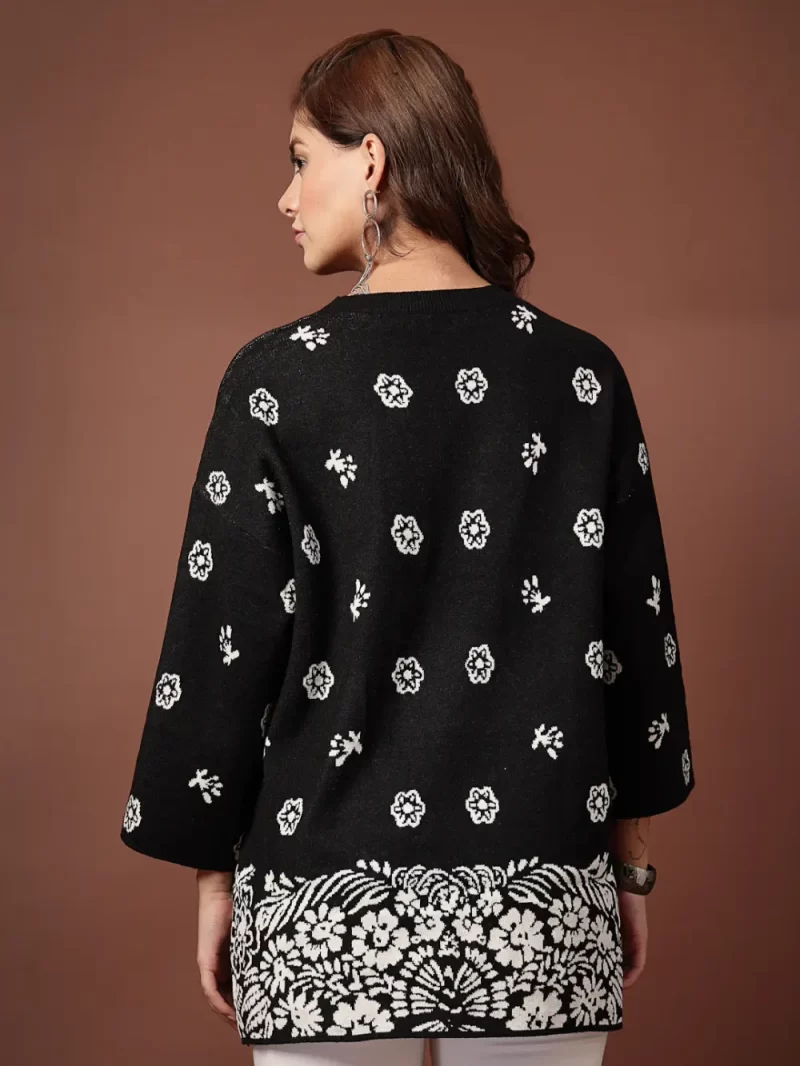 Mafadeny Women Small White Floral Pattern Top With Flared Sleeves