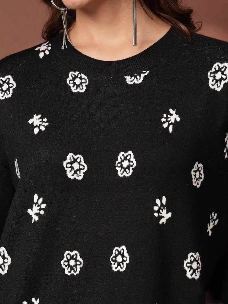 Mafadeny Women Small White Floral Pattern Top With Flared Sleeves