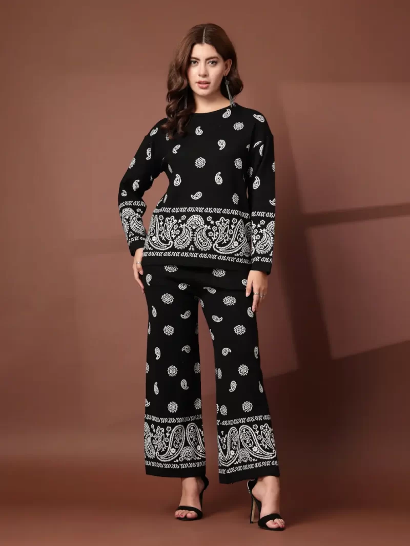 Mafadeny Stylish 2 Pcs Co-Ord Set For Women With White Paisley Print