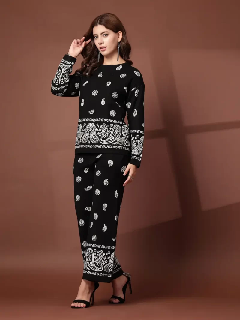 Mafadeny Stylish 2 Pcs Co-Ord Set For Women With White Paisley Print