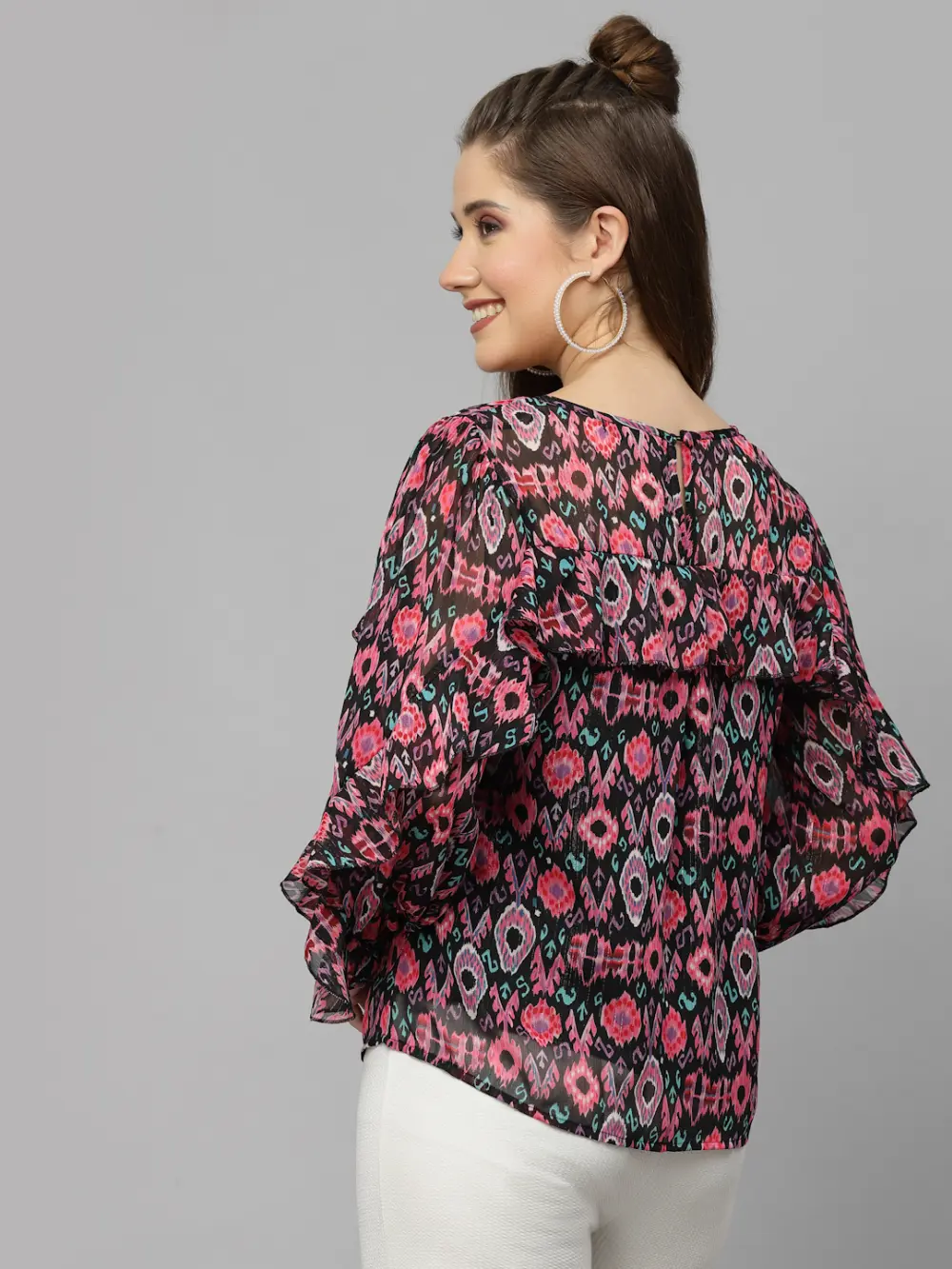 Women’S Printed Ruffle Detail Long Sleeve Top