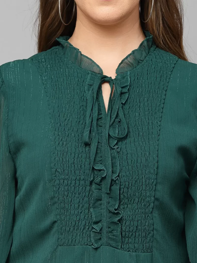 Women’S Long Sleeve Keyhole Neck Top