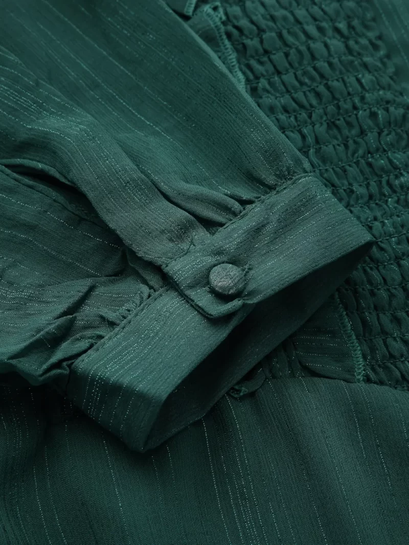 Women’S Long Sleeve Keyhole Neck Top