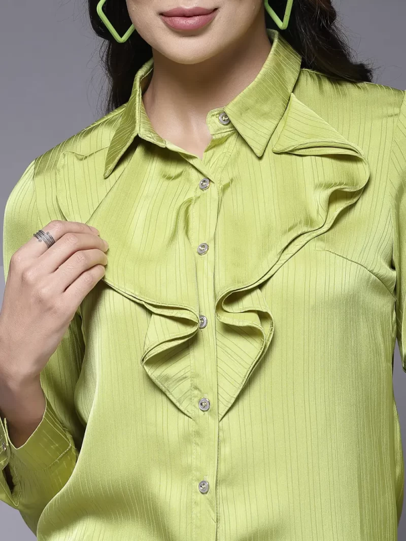 Women’S Collared Ruffle Design Shirt