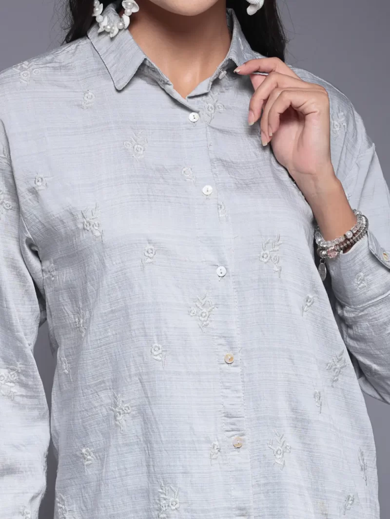 Embroidered Shirt With Collared Neck And Long Sleeves