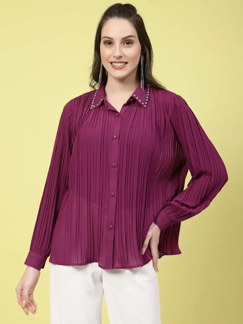 Elegant Shirt With Pleats And Decorative Collar