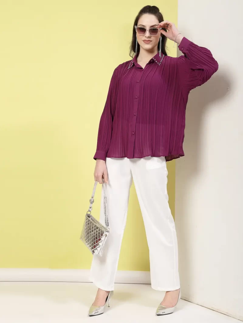 Elegant Shirt With Pleats And Decorative Collar