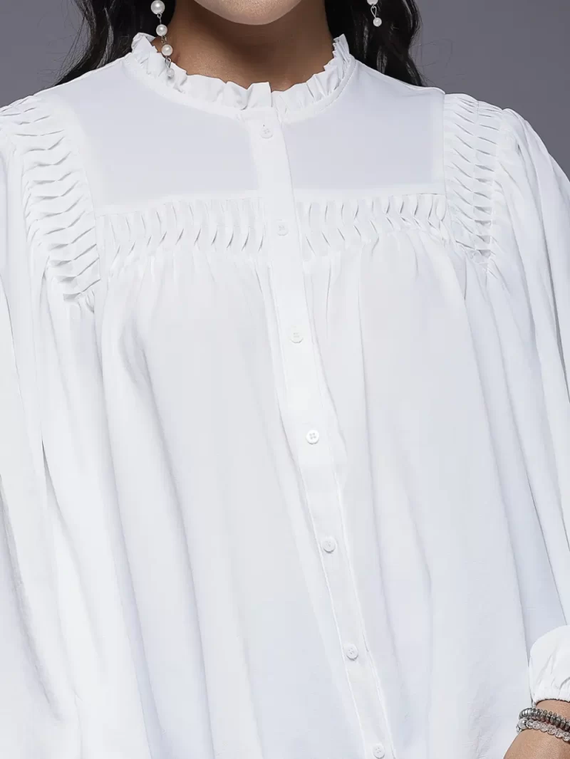 Shirt With Elastic Sleeve Cuffs