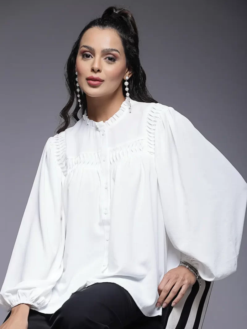 Shirt With Elastic Sleeve Cuffs