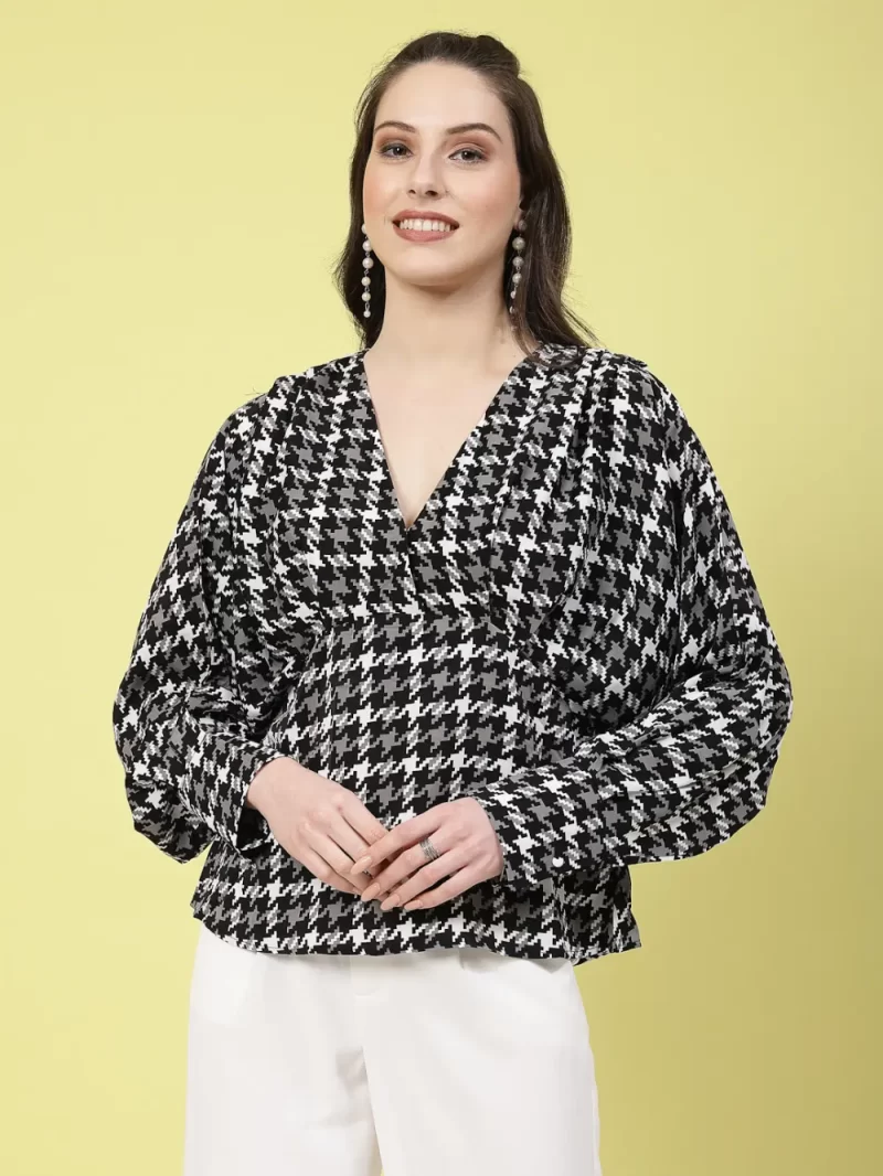 Women’S Printed Satin V-Neck Top