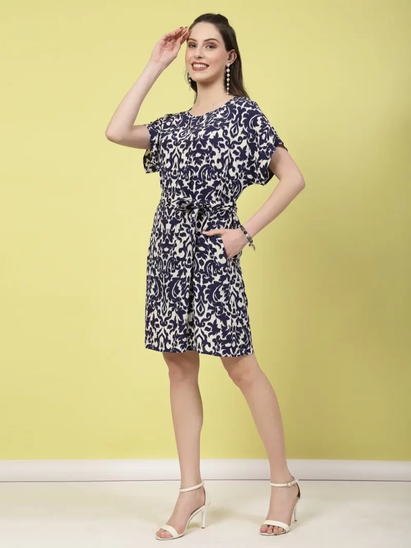 Women'S Round Neck Printed Dress With Belt