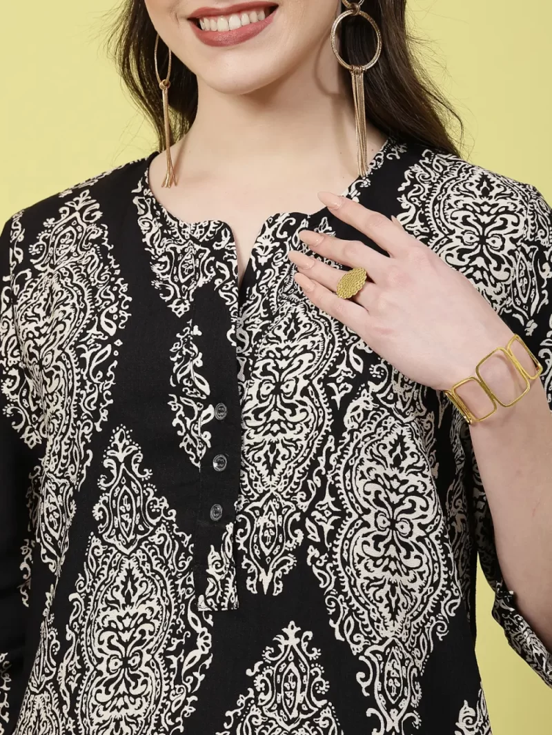 Women'S Stylish Printed Dress With Pocket Detail