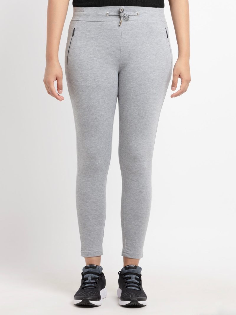 Status Quo Women Solid Polo Neck Regular Fit T-Shirt