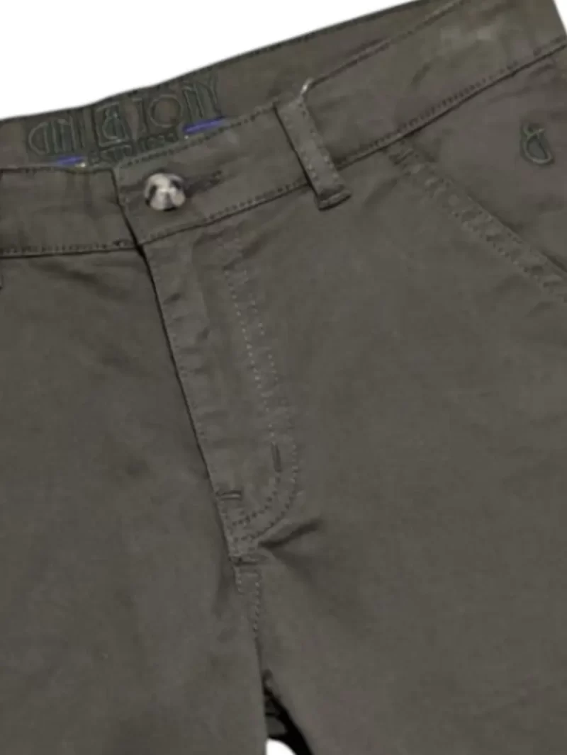 Gini And Jony Boys Olive Solid Cotton Bermuda Fixed Waist