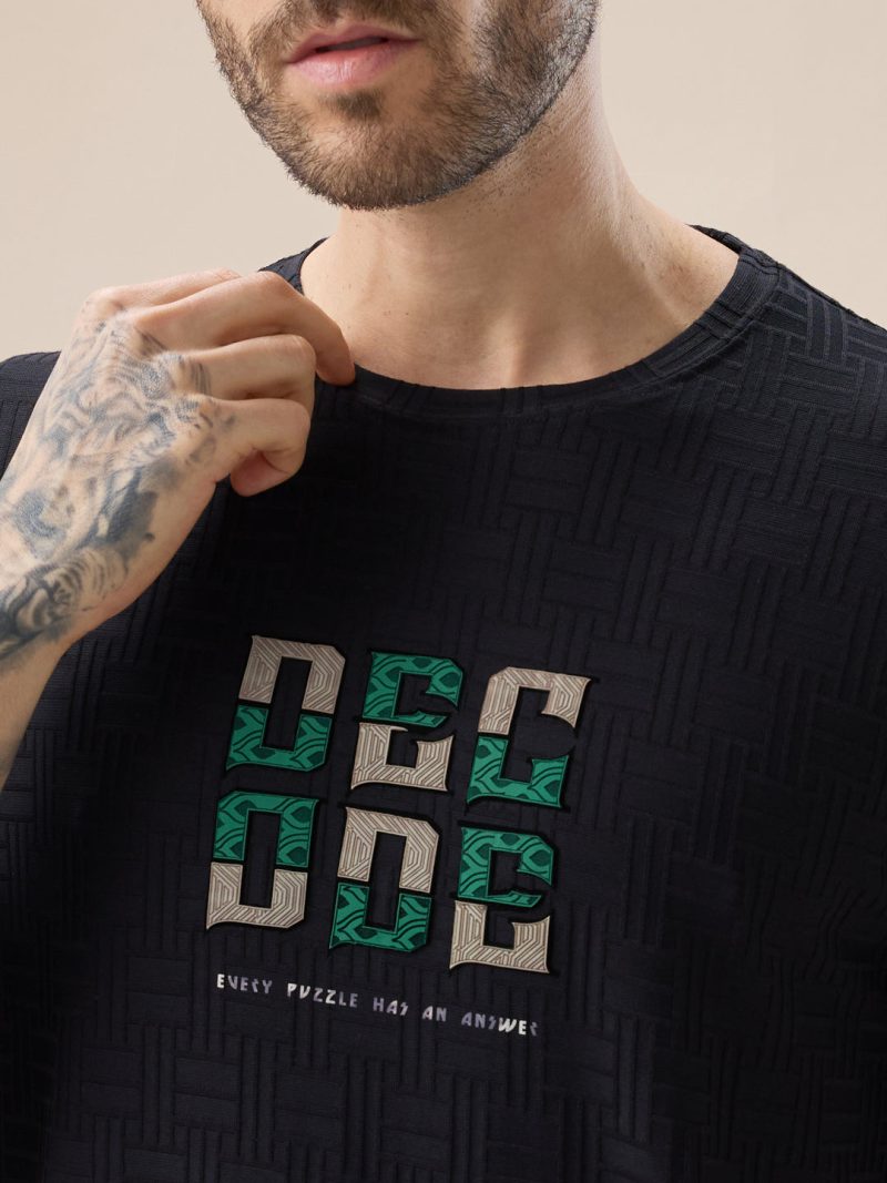 Status Quo Men'S Textured Typography Print Round Neck Regular Fit T-Shirt